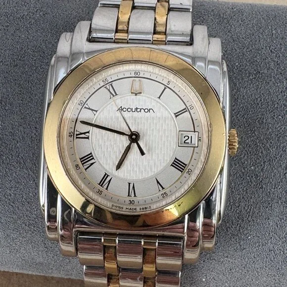 Vintage Sculptured Accutron Bulova T2 Man's Watch 2 Tone Gold & Stainless Steel - Picture 8 of 13